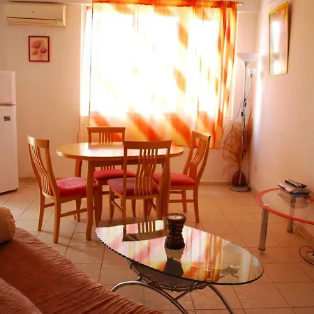 Mercury One Bedroom Center Family Apartman Napospart