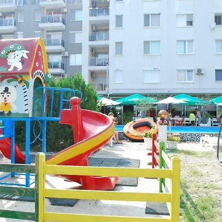 Mercury One Bedroom Center Family Apartament